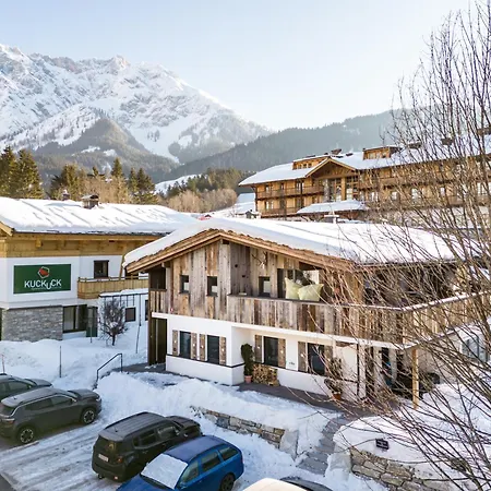 Apartamento Zwei Moderne, Hochwertig Eingerichtete Im Zentrum Von